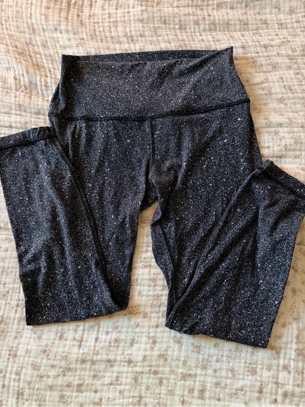 Lululemon Black with white Leggings